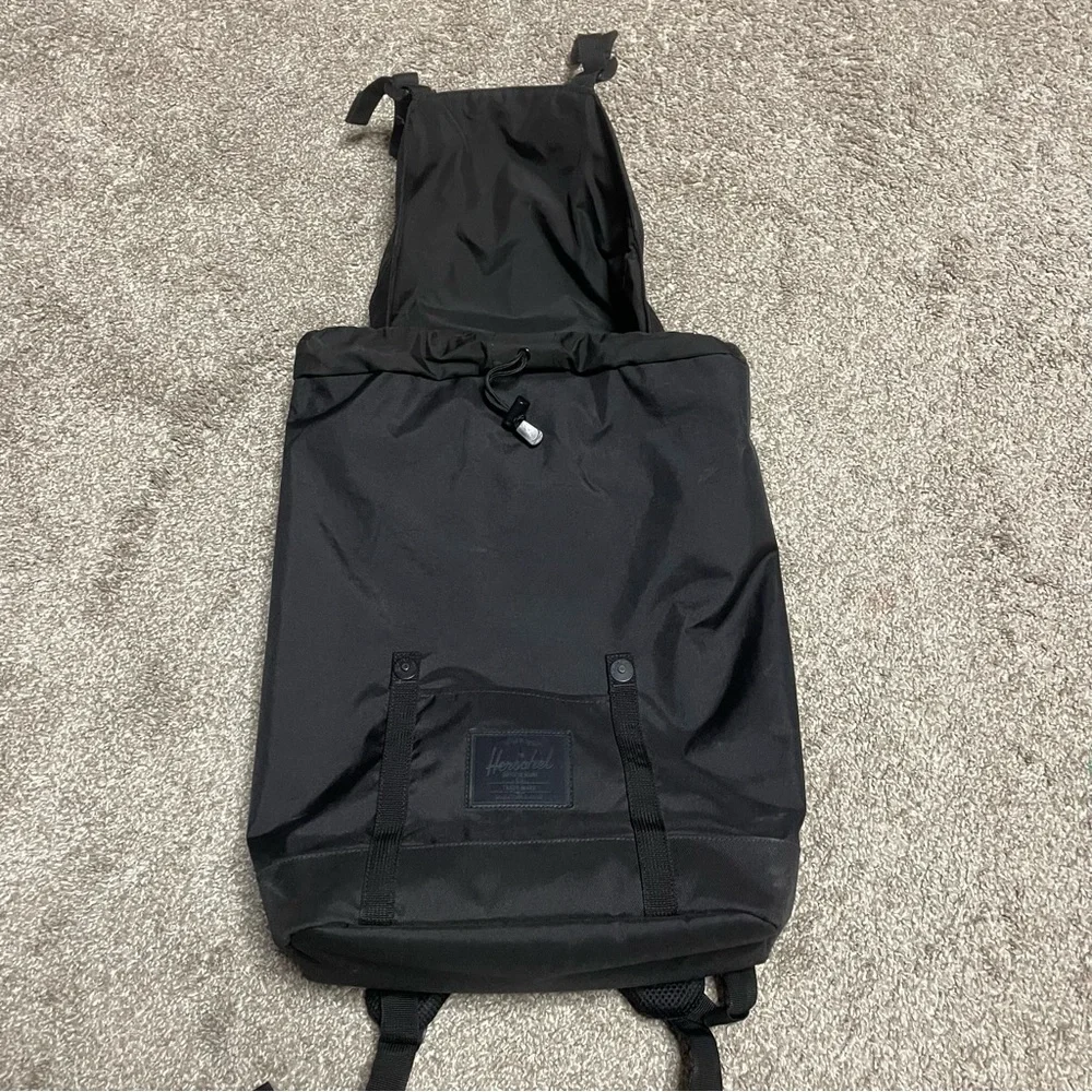 Herschel Supply Co. Retreat Backpack